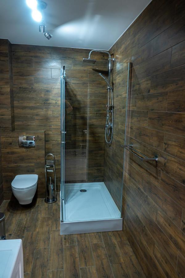 דירות Świnoujście Apartament Przy Parku Z Duzym Tarasem ,Prywatny Parking מראה חיצוני תמונה