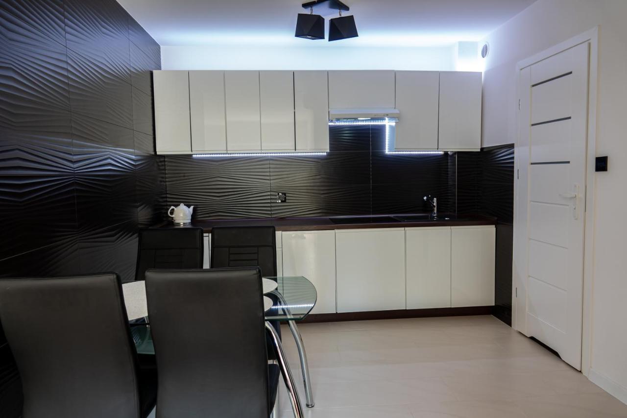 דירות Świnoujście Apartament Przy Parku Z Duzym Tarasem ,Prywatny Parking מראה חיצוני תמונה